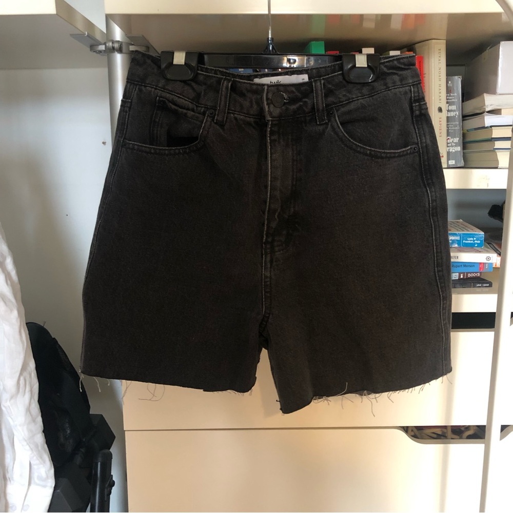 Twik shorts